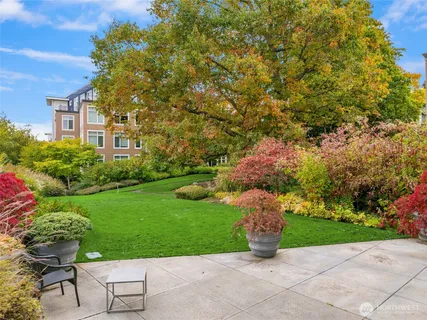 $798,000 | 190 Harbor Square Loop Northeast, Unit C330, Bainbridge Island, WA 98110