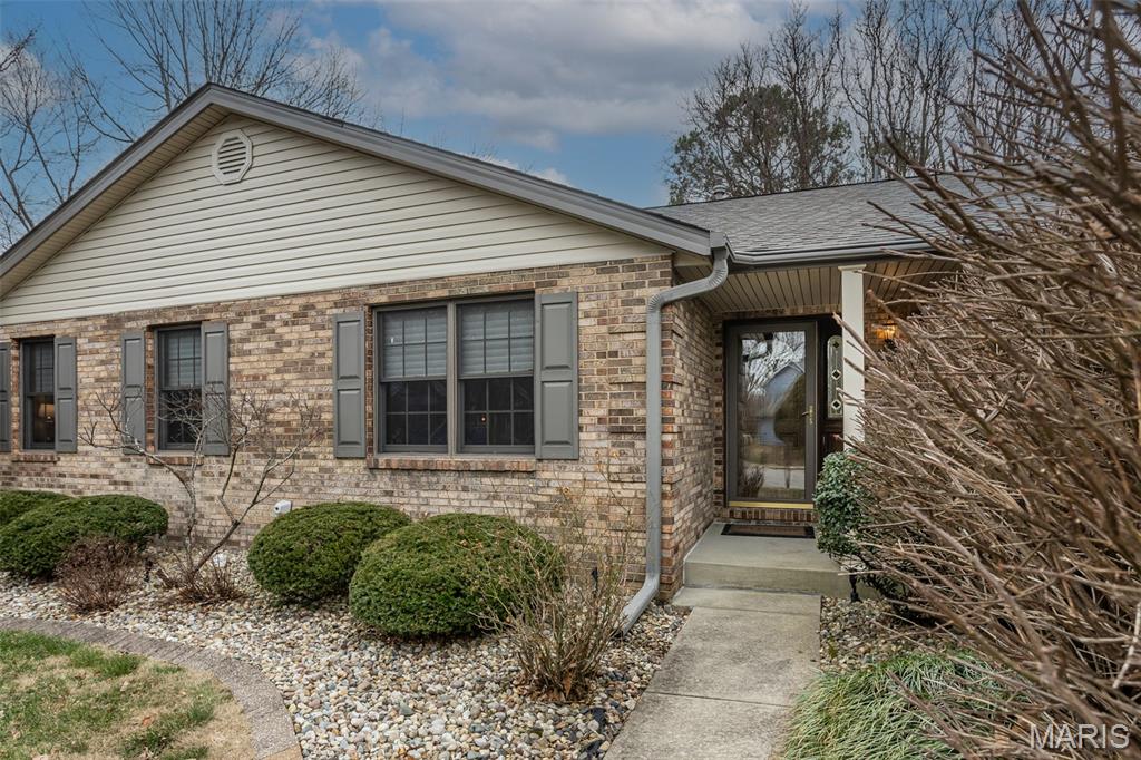 109 Sherryl Court O'Fallon, IL 62269 - Photo 6 of 47