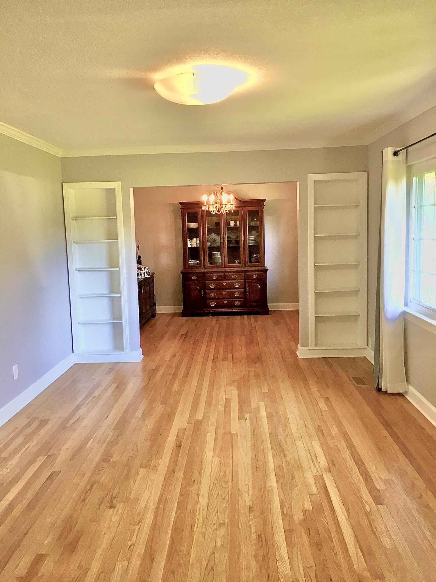 3605 Craig Road Chattanooga, TN 37412 - Photo 3 of 14 IMG-5512