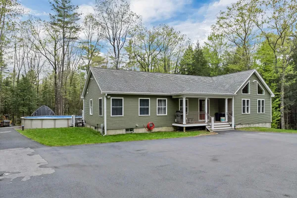 $648,800 | 29 Reservoir Heights Road, Plymouth, NH 03264