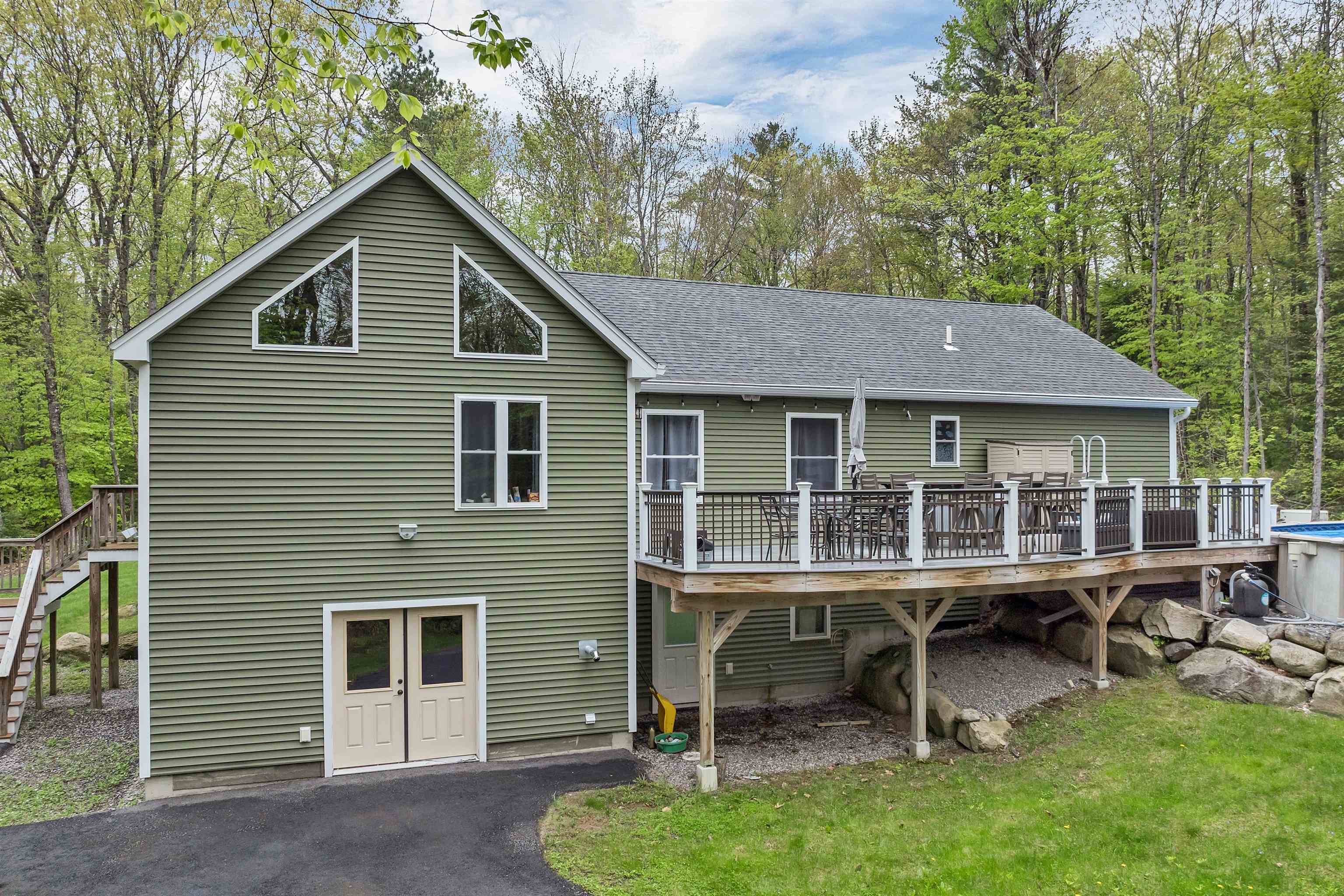 29 Reservoir Heights Road Plymouth, NH 03264 - Photo 2 of 34