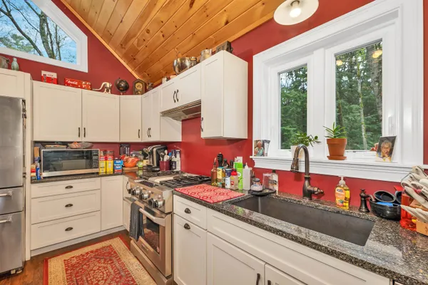 $648,800 | 29 Reservoir Heights Road, Plymouth, NH 03264