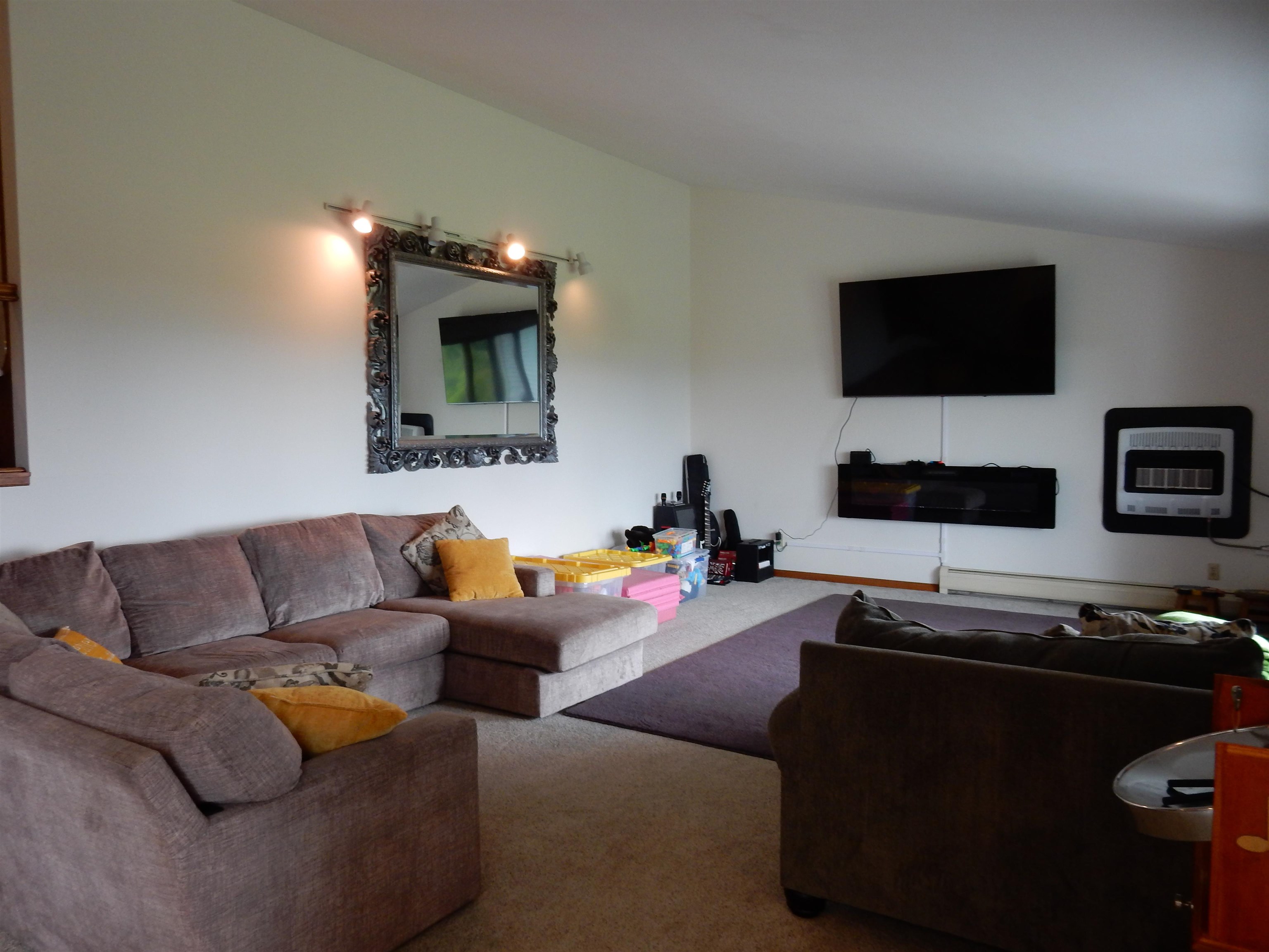 601 Woods Farm Road Derby, VT 05855 - Photo 17 of 37