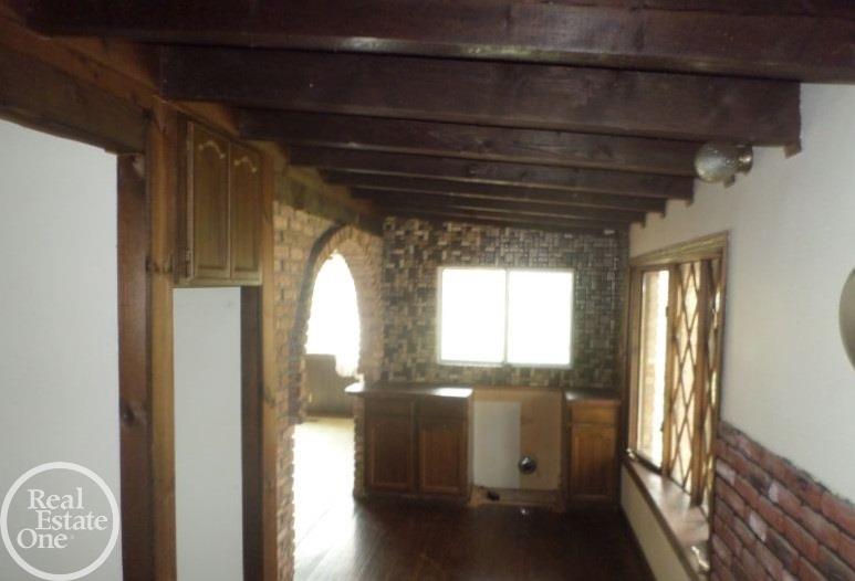 2371 28 Mile Road Washington, MI 48094 - Photo 6 of 37 Breakfast Nook