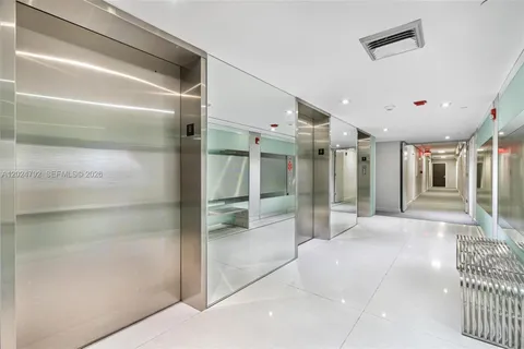 $190,000 | 20301 West Country Club Drive, Unit 825, Aventura, FL 33180