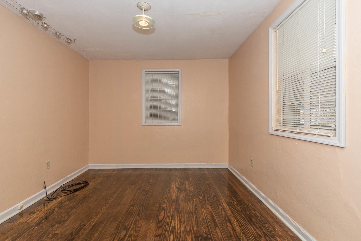 8760 West Elwren Road Bloomington, IN 47403 - Photo 24 of 34 Gallery Image 24