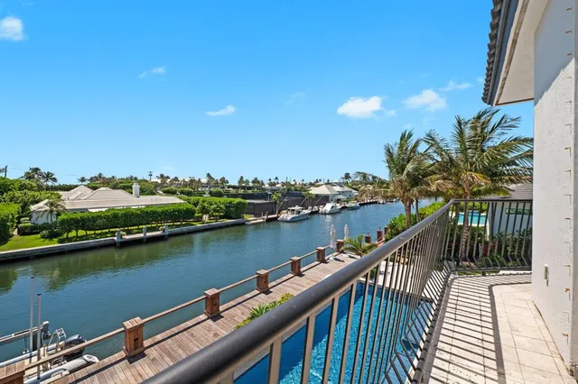 $6,700,000 | 81 Island Drive, Ocean Ridge, FL 33435