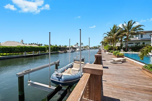 $6,700,000 | 81 Island Drive, Ocean Ridge, FL 33435