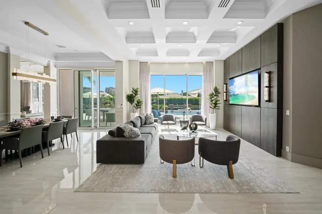 $6,700,000 | 81 Island Drive, Ocean Ridge, FL 33435