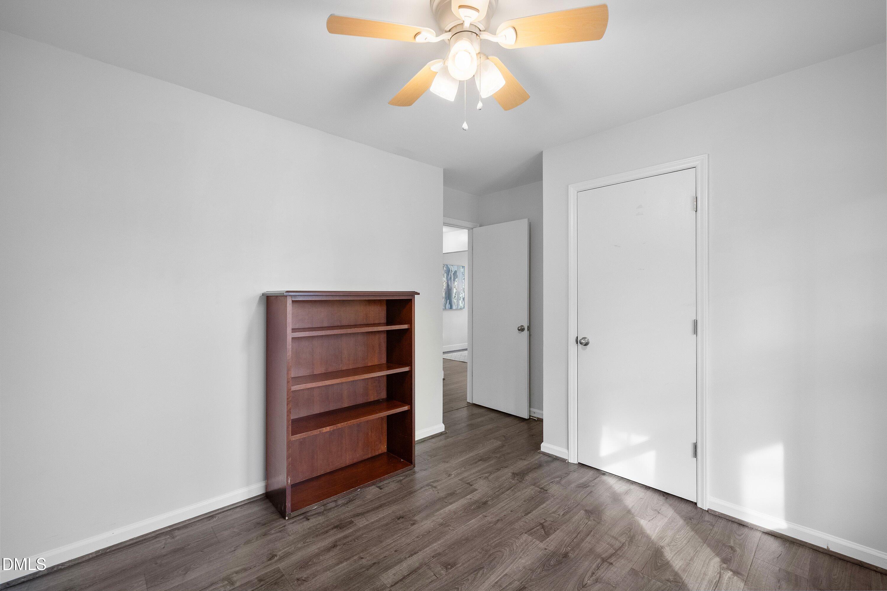 512 Ellis Court Raleigh, NC 27603 - Photo 35 of 53 39-512 Ellis _8493