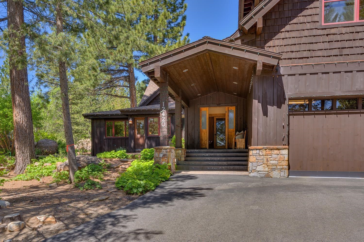 12420 Springbrook Place Truckee, CA 96161 - Photo 6 of 28