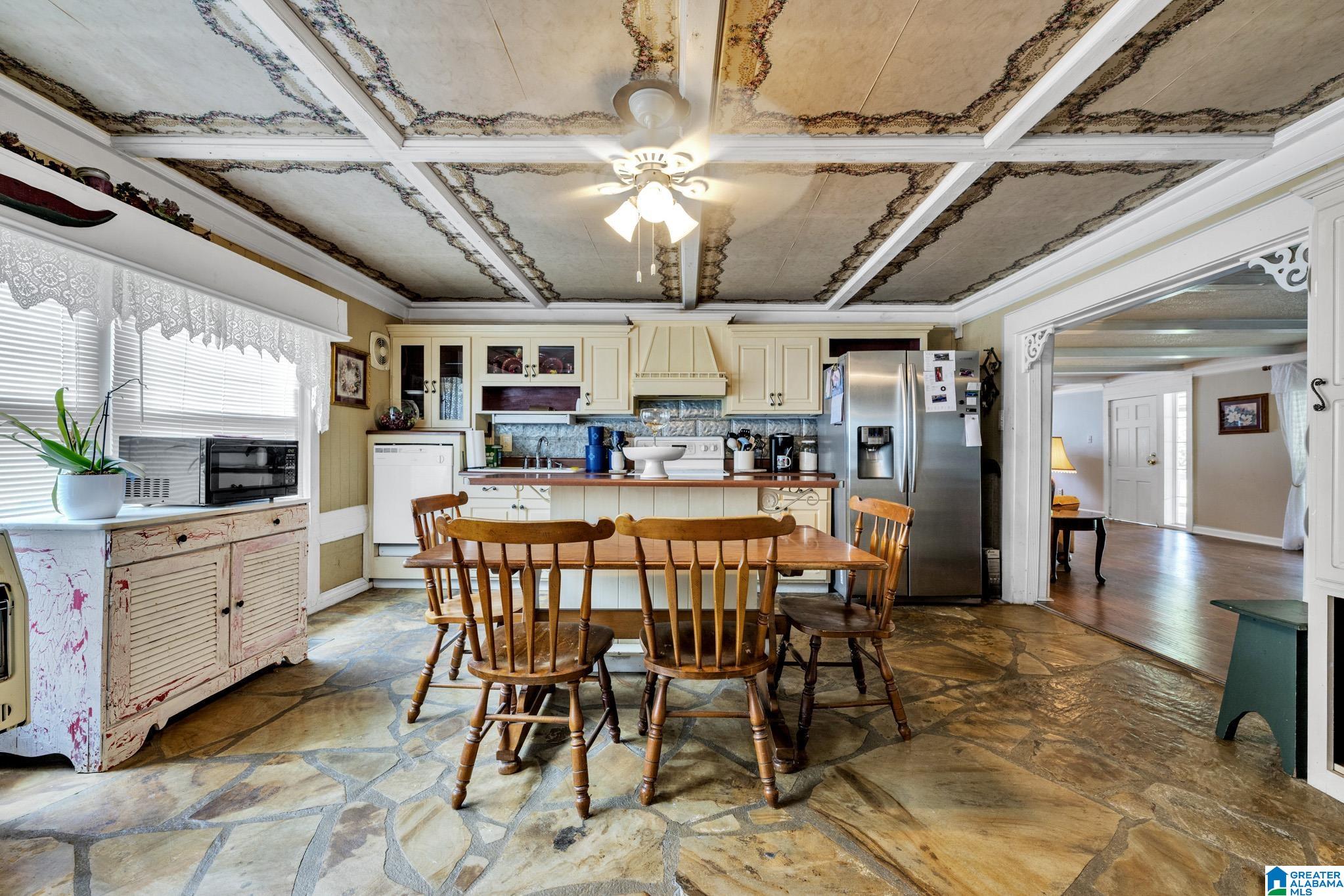1118 Guyer Cove Road Somerville, AL 35670 - Photo 17 of 36