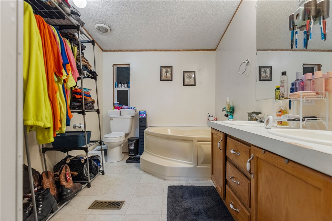 358 State Rd S-42-1948 Spartanburg, SC 29303 - Photo 8 of 28