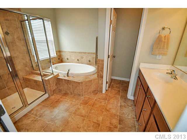 6200 Rockefeller Lane Charlotte, NC 28210 - Photo 15 of 16 Gallery Image 15