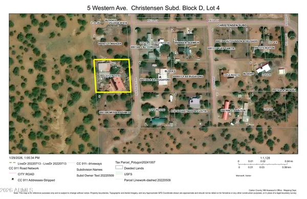 a black and white photo of a room