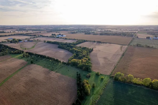 $464,360 | 0 Telegraph Road, Pecatonica, IL 61063