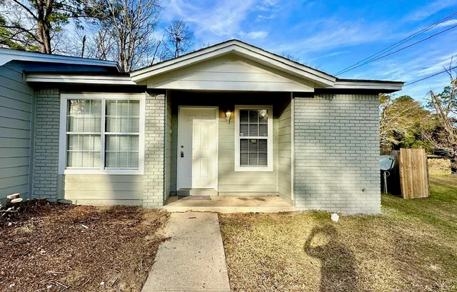 $1,295 | 2938 Greenon Lane, Tallahassee, FL 32304