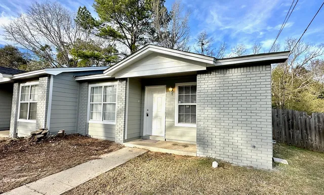 $1,295 | 2938 Greenon Lane, Tallahassee, FL 32304