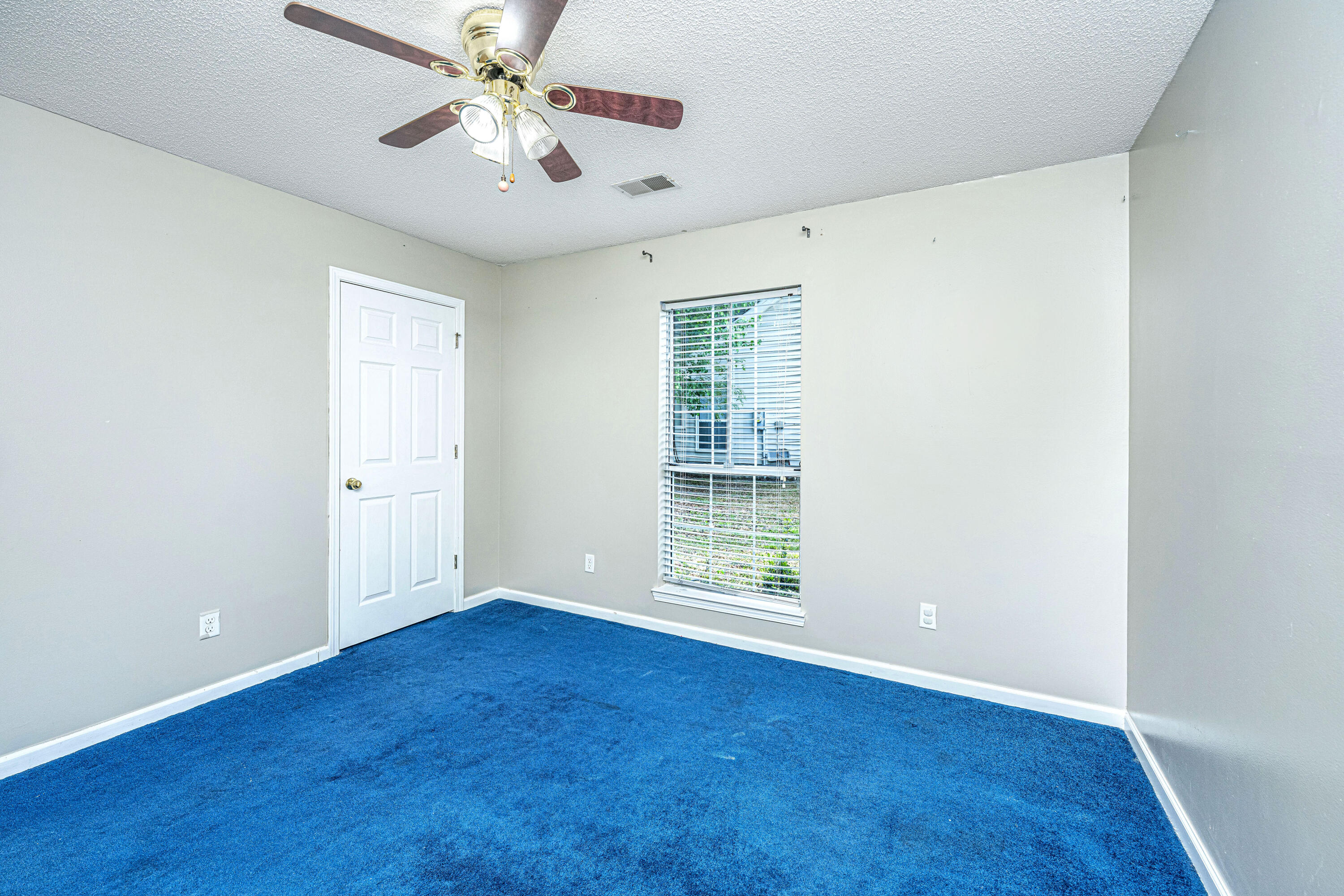 209 Woodland Lakes Road Goose Creek, SC 29445 - Photo 23 of 29 Matney Team- 209 Woodland Lakes Road