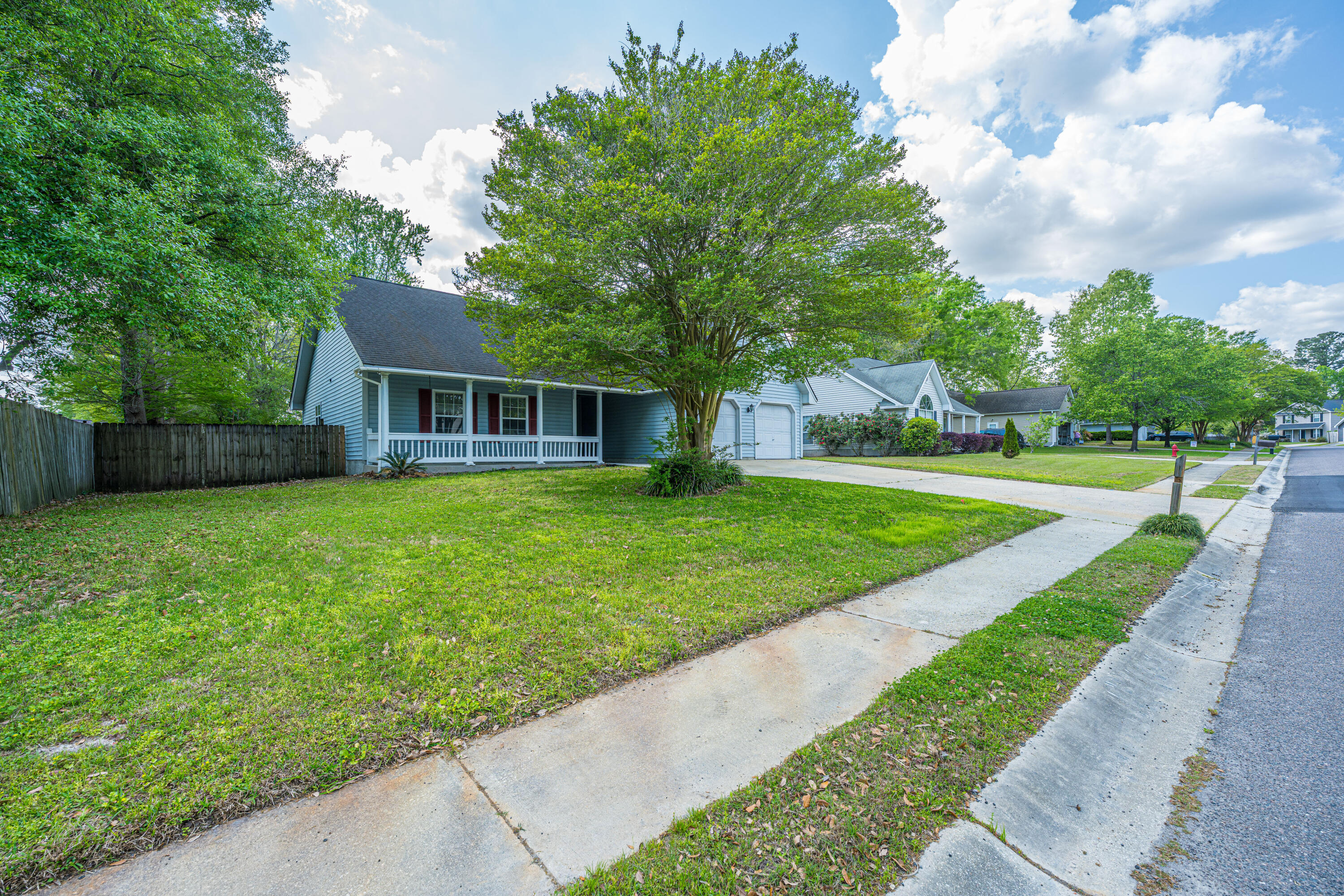 209 Woodland Lakes Road Goose Creek, SC 29445 - Photo 3 of 29 Matney Team- 209 Woodland Lakes Road