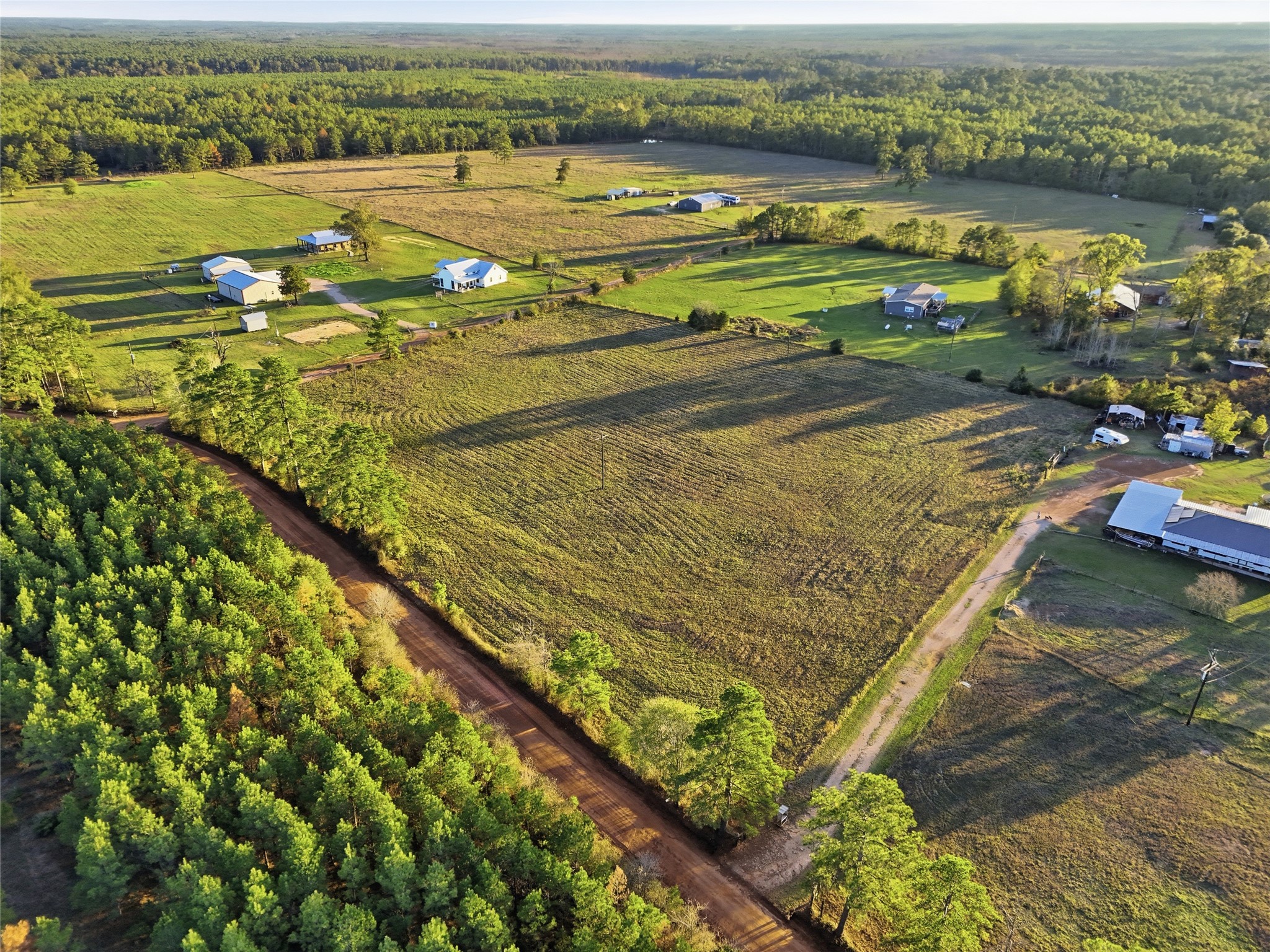 1851 Alsobrooks Road Cleveland, TX 77328 - Photo 2 of 18 a view of an ocean from a building