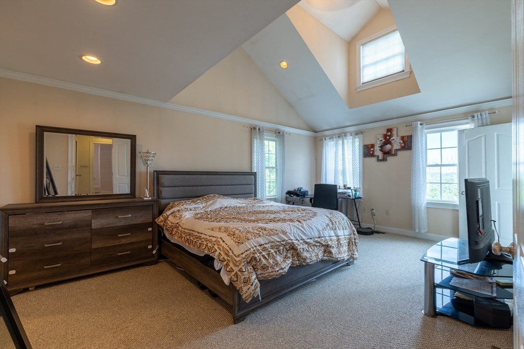 339 Butman Road Lowell, MA 01852 - Photo 12 of 22 Gallery Image 12