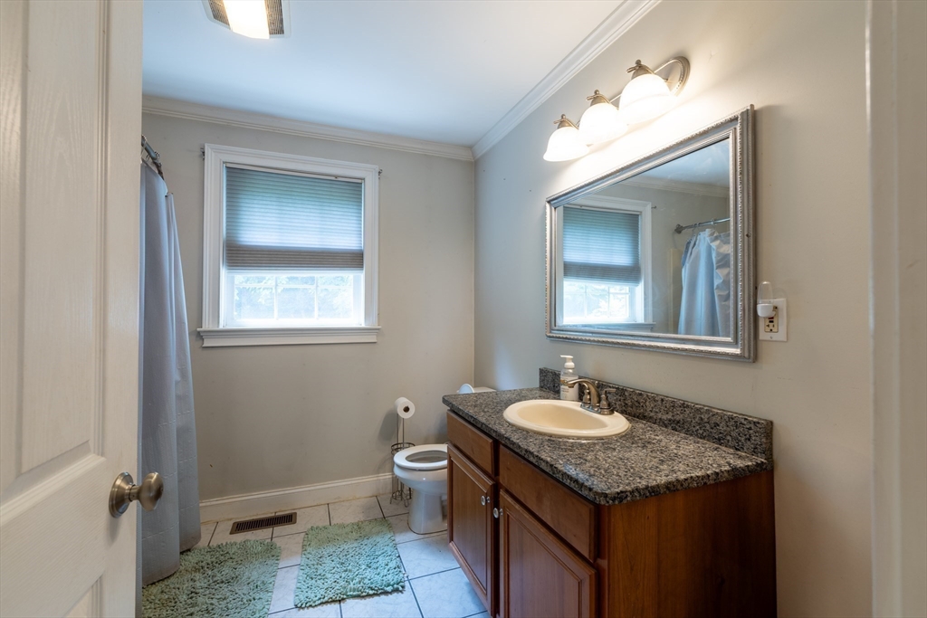339 Butman Road Lowell, MA 01852 - Photo 14 of 22 Gallery Image 14