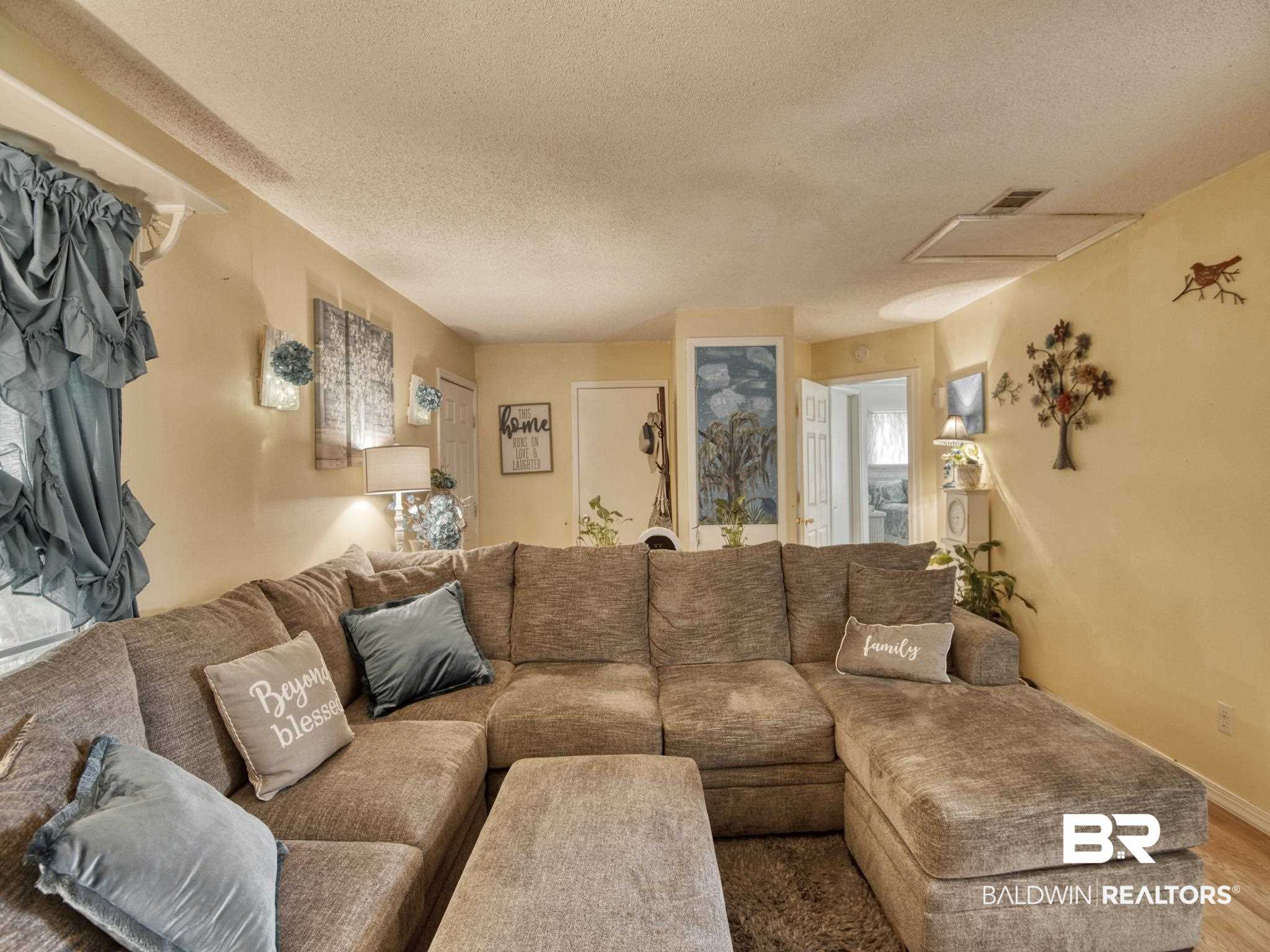 13107 6th Street Lillian, AL 36549 - Photo 9 of 30