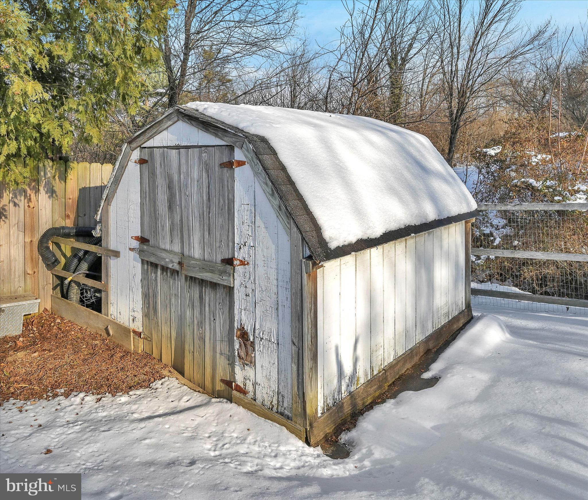 1837 Old Spring Valley Road Reading, PA 19604 - Photo 22 of 32 Shed