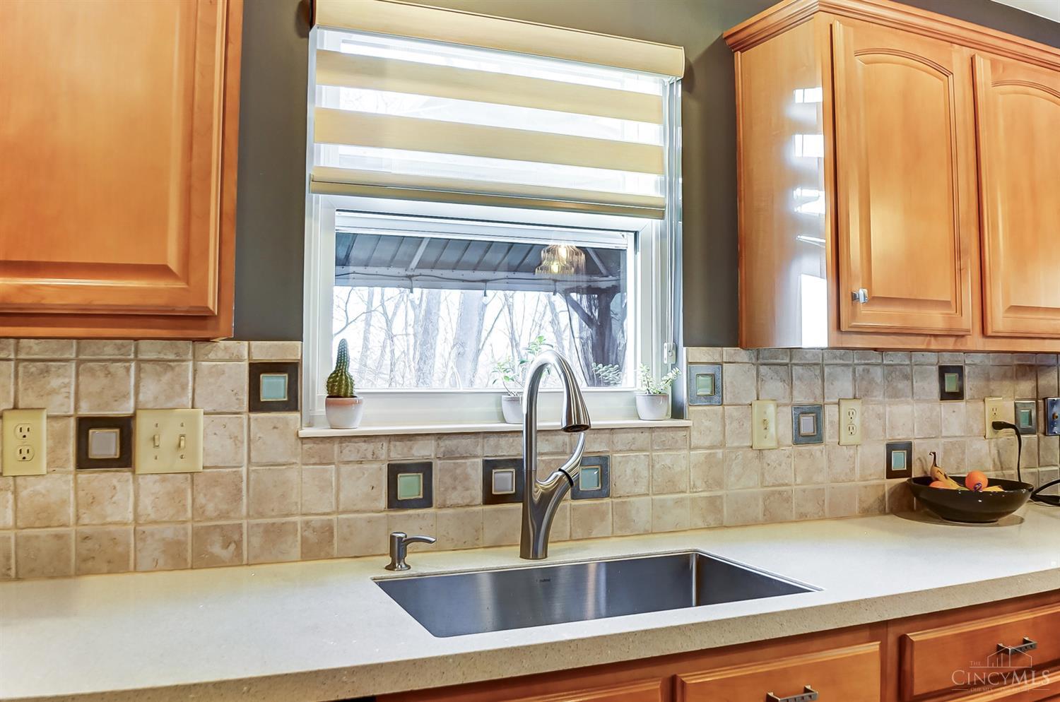 6847 Legacy Ridge Lane Cincinnati, OH 45248 - Photo 15 of 74 Gallery Image 15