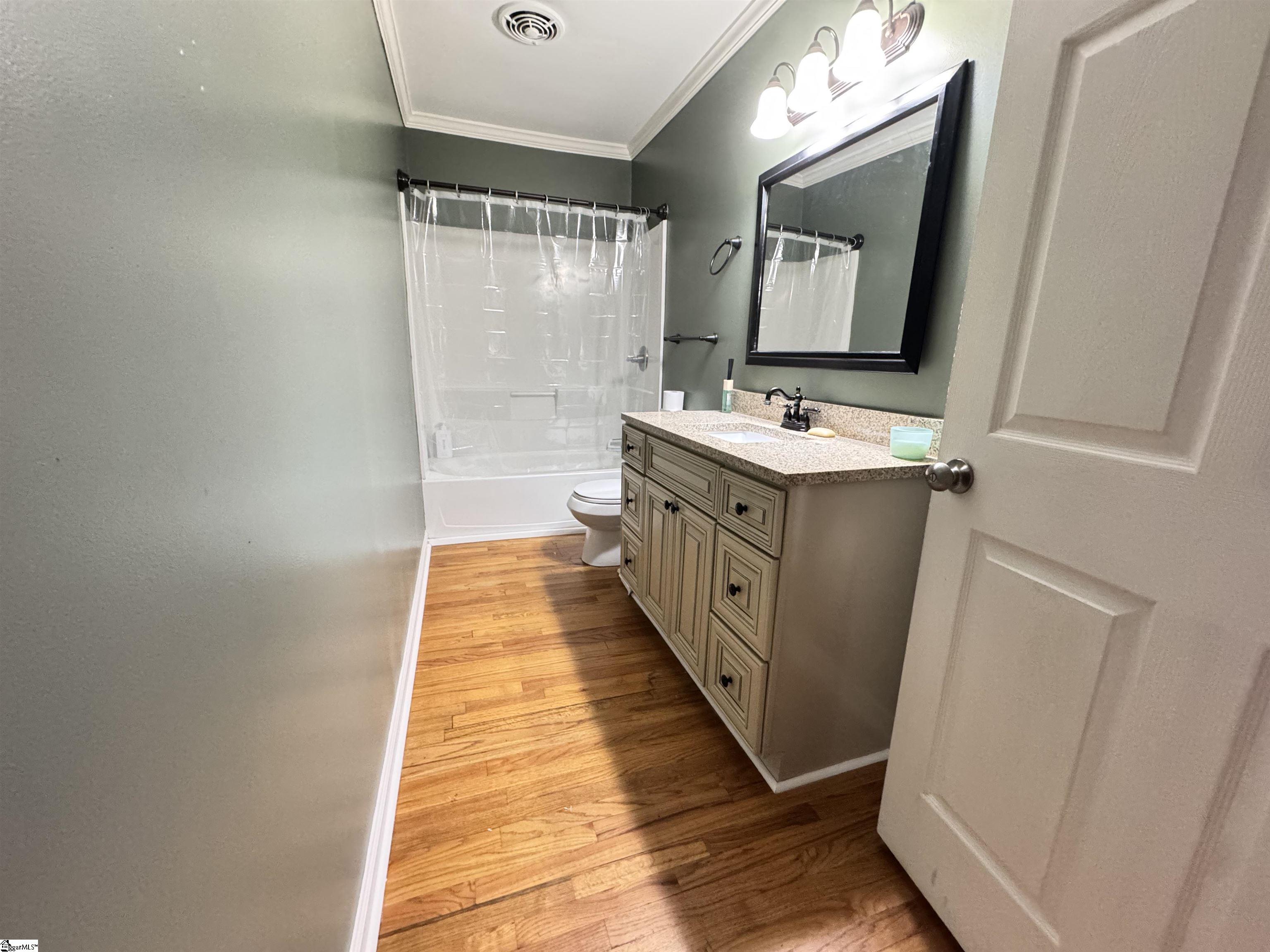215 Lancaster Avenue Greer, SC 29650 - Photo 14 of 22 Gallery Image 14