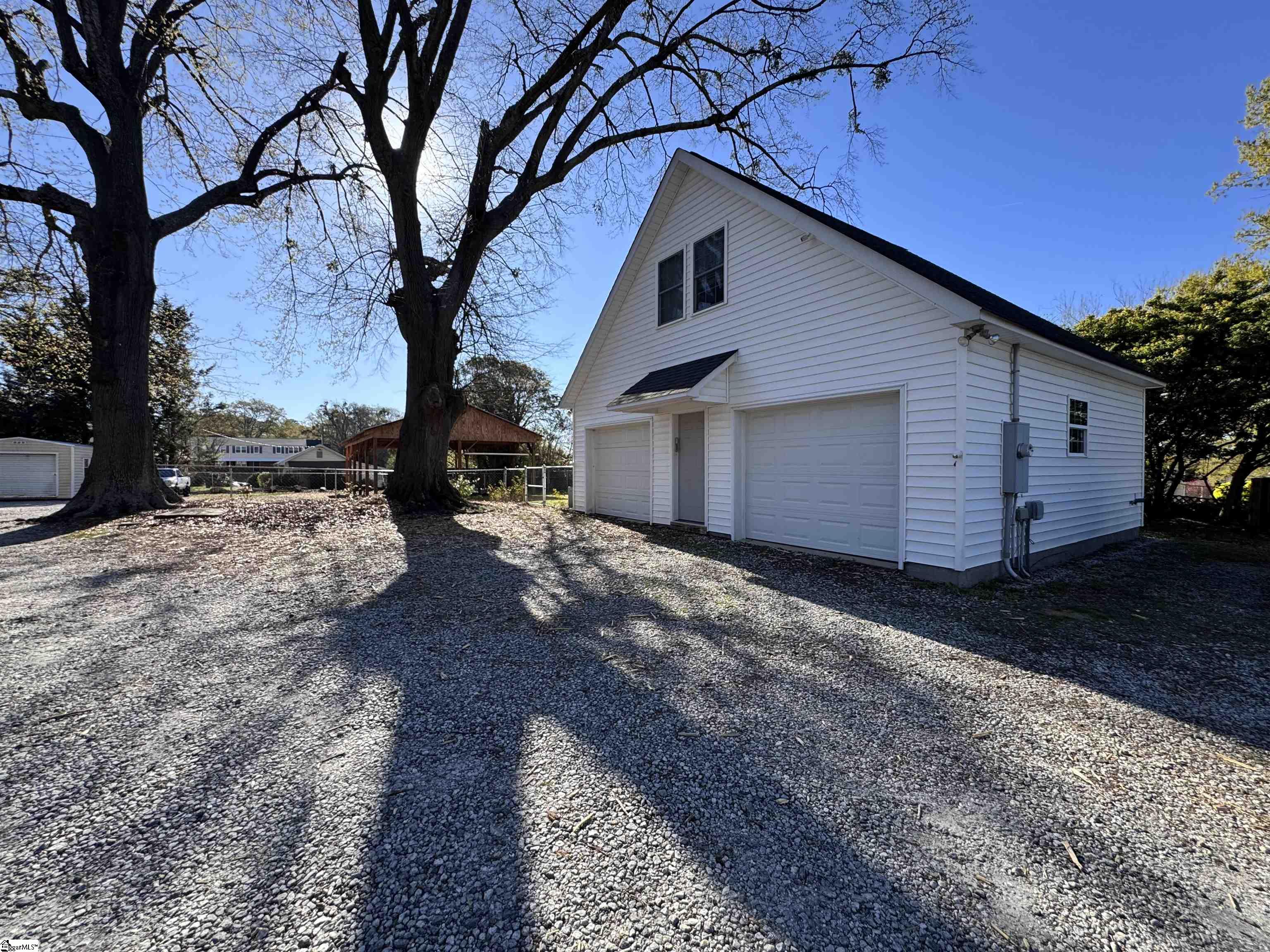 215 Lancaster Avenue Greer, SC 29650 - Photo 3 of 22 Gallery Image 3