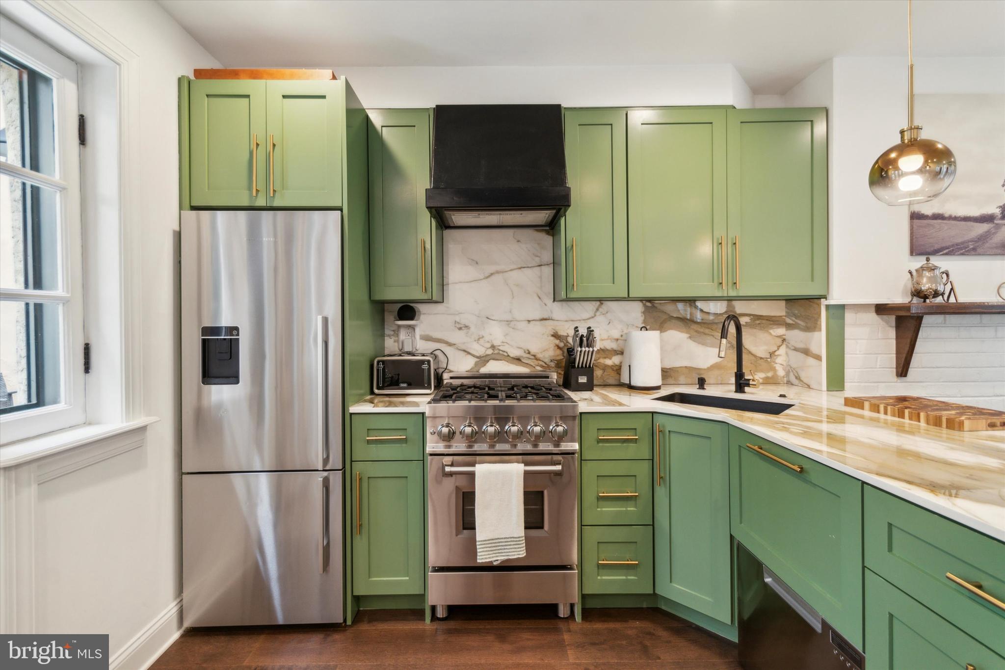 115 South Beechwood Street Philadelphia, PA 19103 - Photo 2 of 24