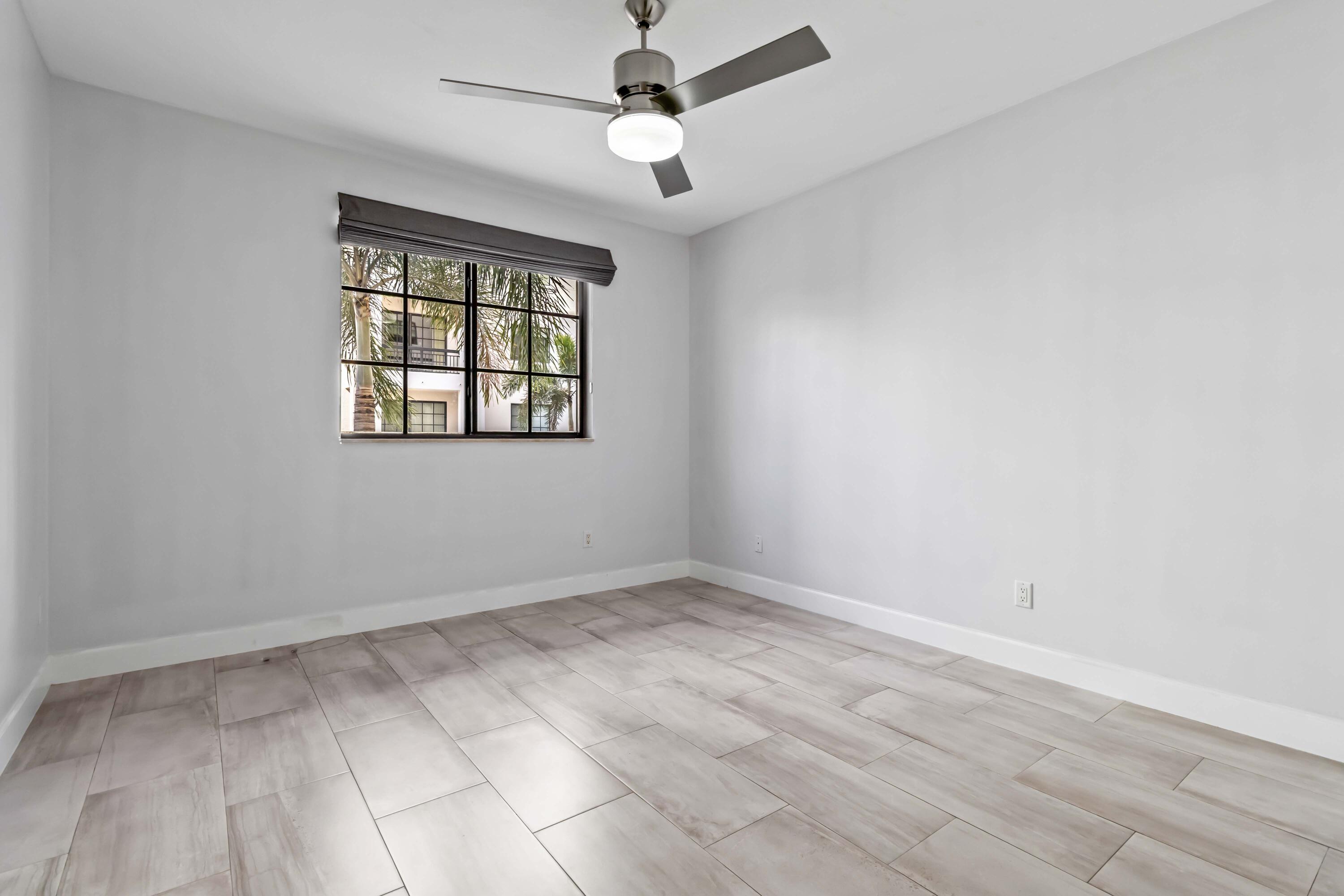 233 South Federal Highway, Unit 316 Boca Raton, FL 33432 - Photo 12 of 20 010