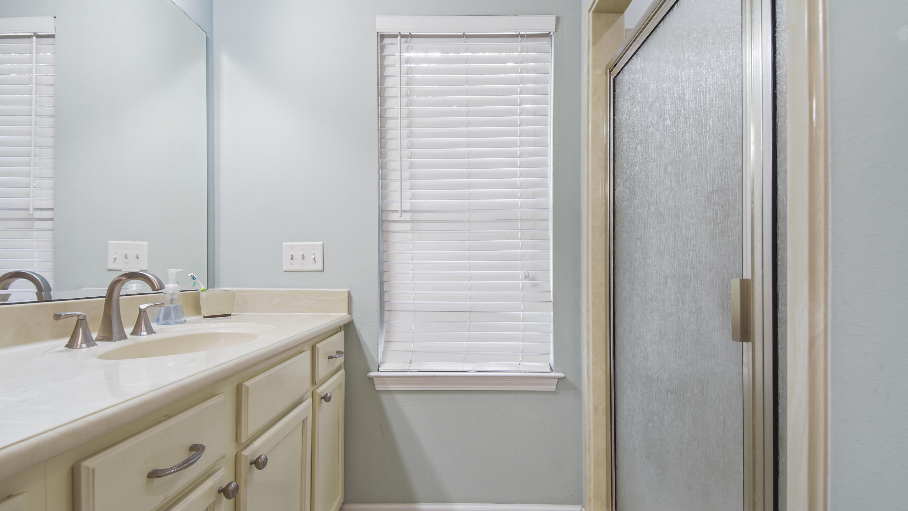 136 Country Manor Road DeFuniak Springs, FL 32435 - Photo 16 of 30 DSC00999