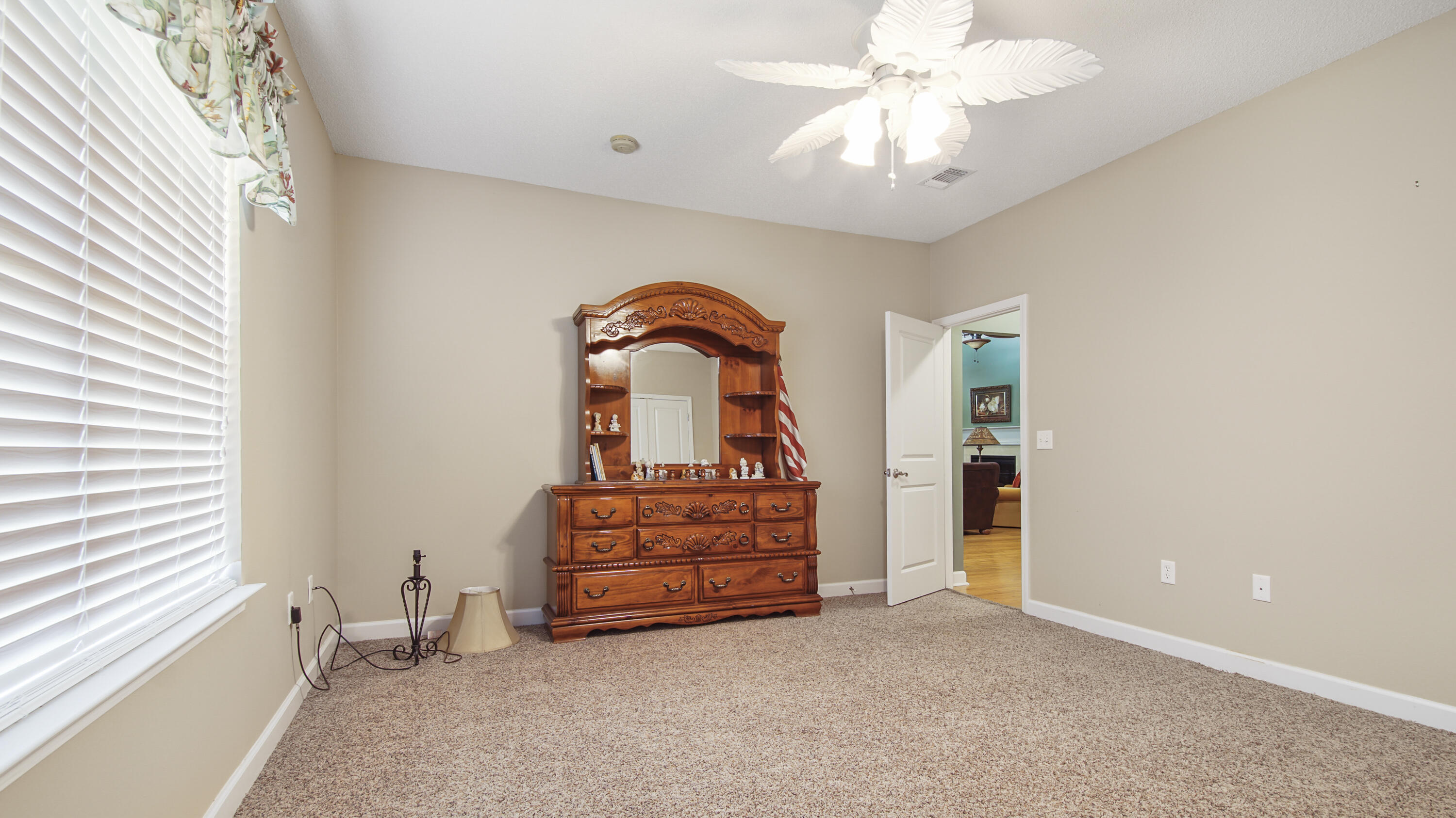 136 Country Manor Road DeFuniak Springs, FL 32435 - Photo 22 of 30 DSC00966