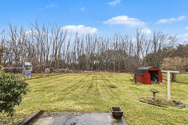 $267,000 | 2054 Raby Road, Haslett, MI 48840