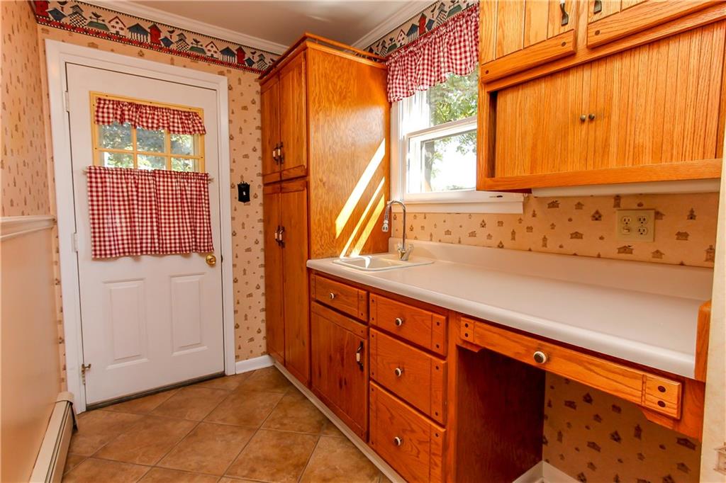 31 Hood School Road Indiana, PA 15701 - Photo 5 of 14