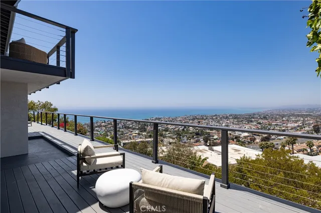 $3,795,000 | 303 East Avenida Cordoba, San Clemente, CA 92672