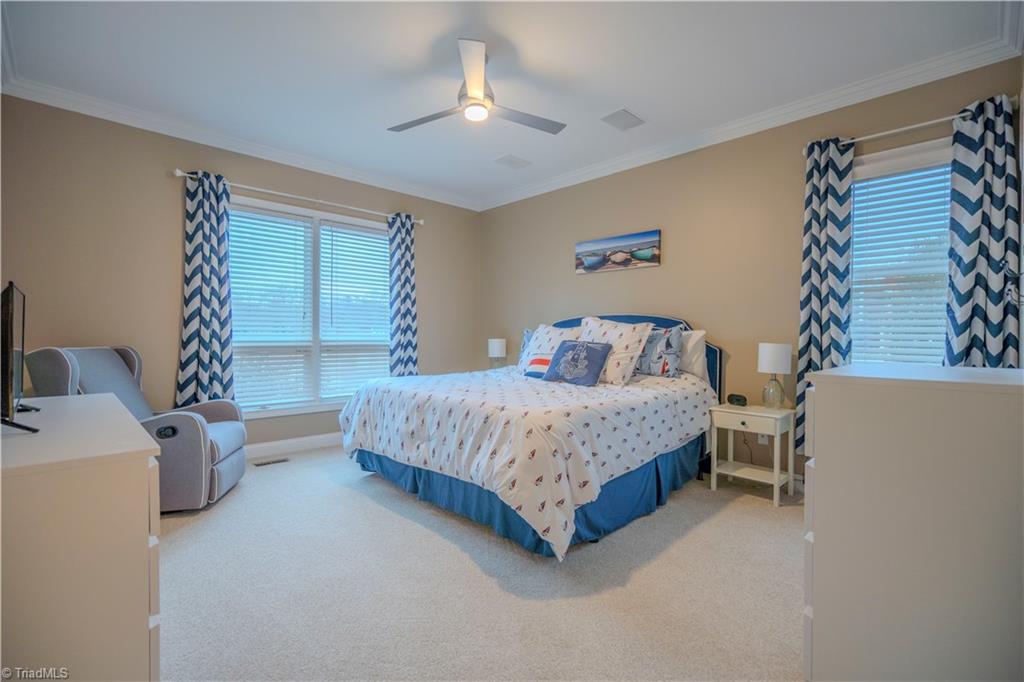 1835 Waterford Pointe Road Lexington, NC 27292 - Photo 15 of 26 Primary bedroom