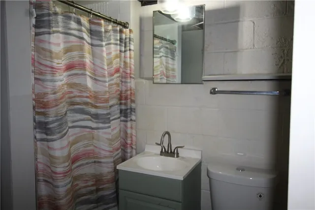 $180,000 | 1999 Goodman Street North, Irondequoit, NY 14609