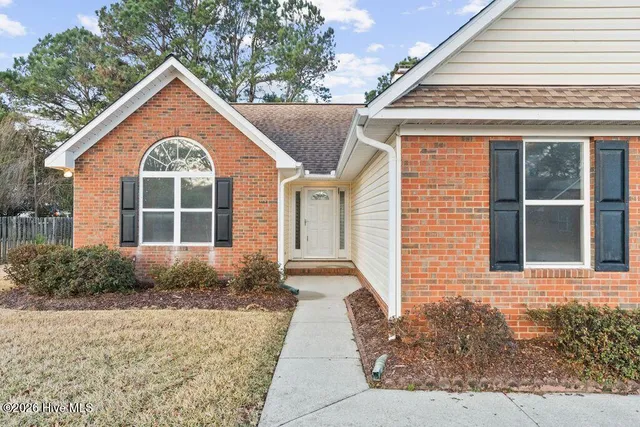 $450,000 | 3520 Tree Top Way, Wilmington, NC 28409