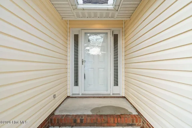 $450,000 | 3520 Tree Top Way, Wilmington, NC 28409