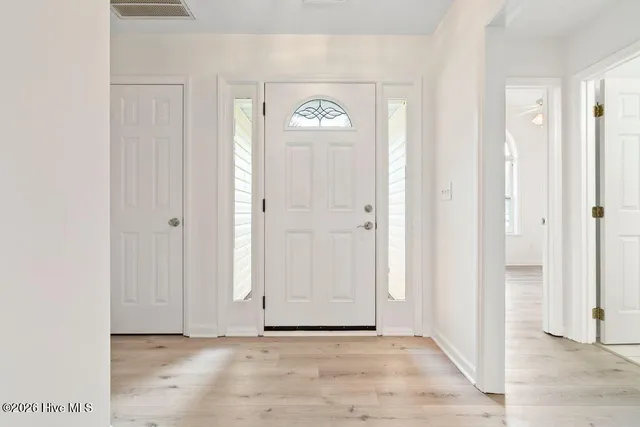 $450,000 | 3520 Tree Top Way, Wilmington, NC 28409