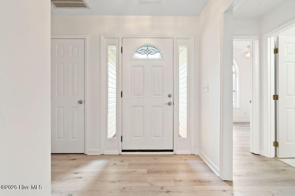 3520 Tree Top Way Wilmington, NC 28409 - Photo 9 of 28 uRMgHLeg
