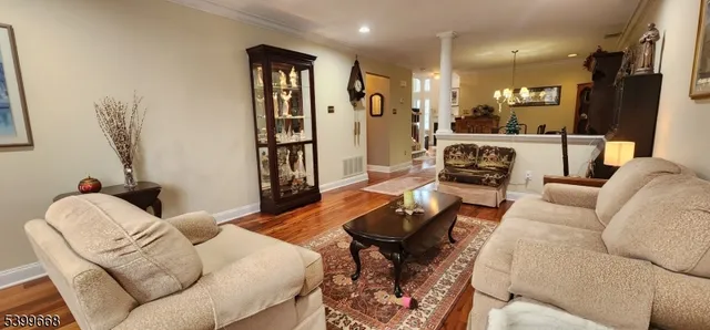 $579,900 | 1305 South Branch Drive, Whitehouse Station, NJ 08889