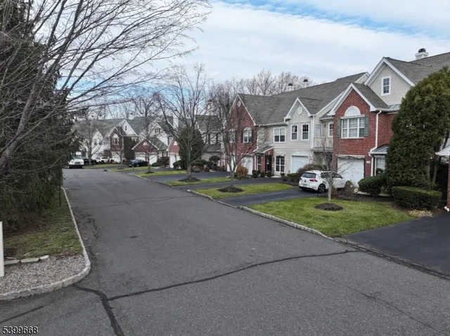 $579,900 | 1305 South Branch Drive, Whitehouse Station, NJ 08889