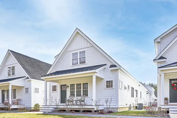 $699,900 | 7 Baldwin Court, Unit 7, Harvard, MA 01451