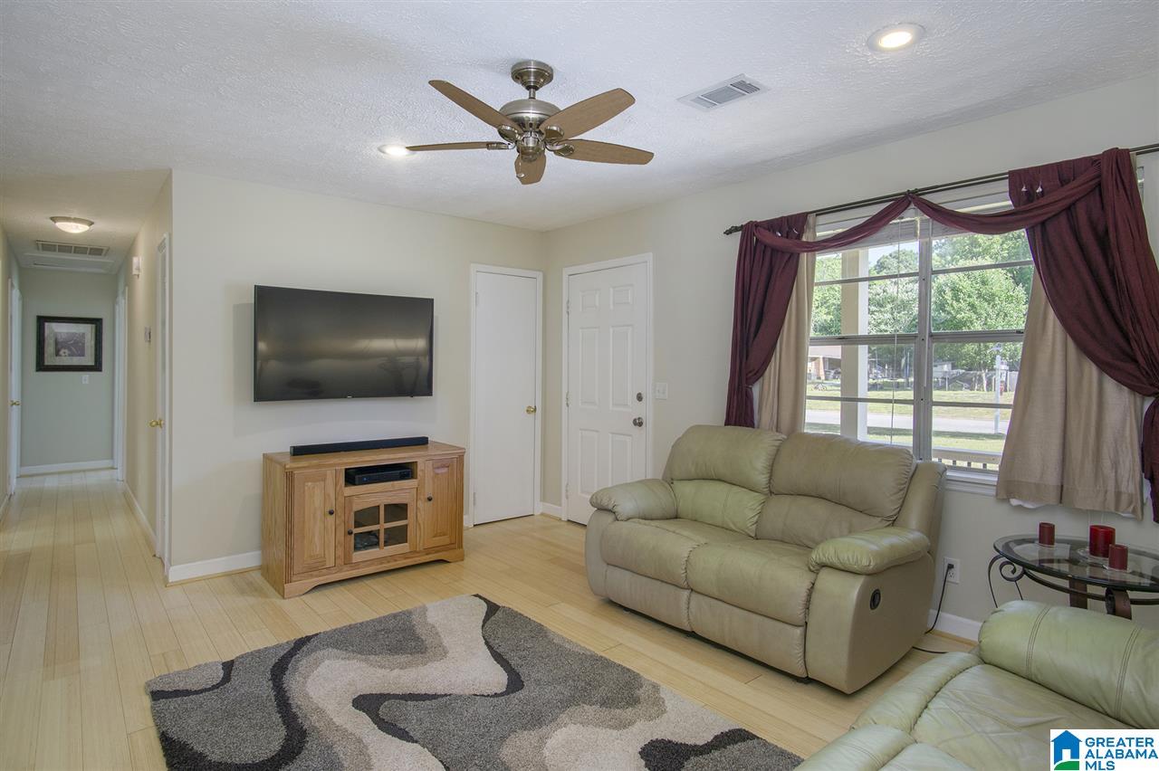 117 Meadowgreen Road Montevallo, AL 35115 - Photo 5 of 28