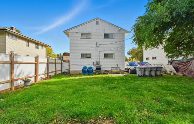 $190,000 | 5649 North 61st Street, Unit 5651, Milwaukee, WI 53218